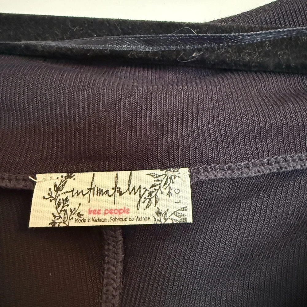 Free People Intimately Black Ruched Boatneck Long Sleeve Top — Size L - Picture 4 of 5
